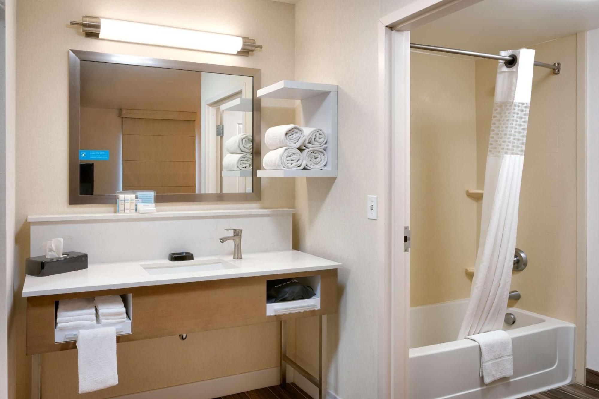 Hampton Inn Tremonton Exterior foto